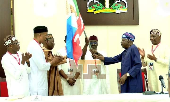 Tinubu Presents APC Flag To Senator Okpebholo, Says Party On The Path ...