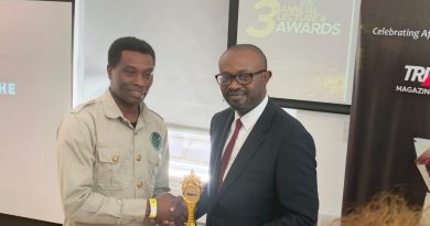 Alistair Honoured With Award For Pioneering Black And Ethnic Media